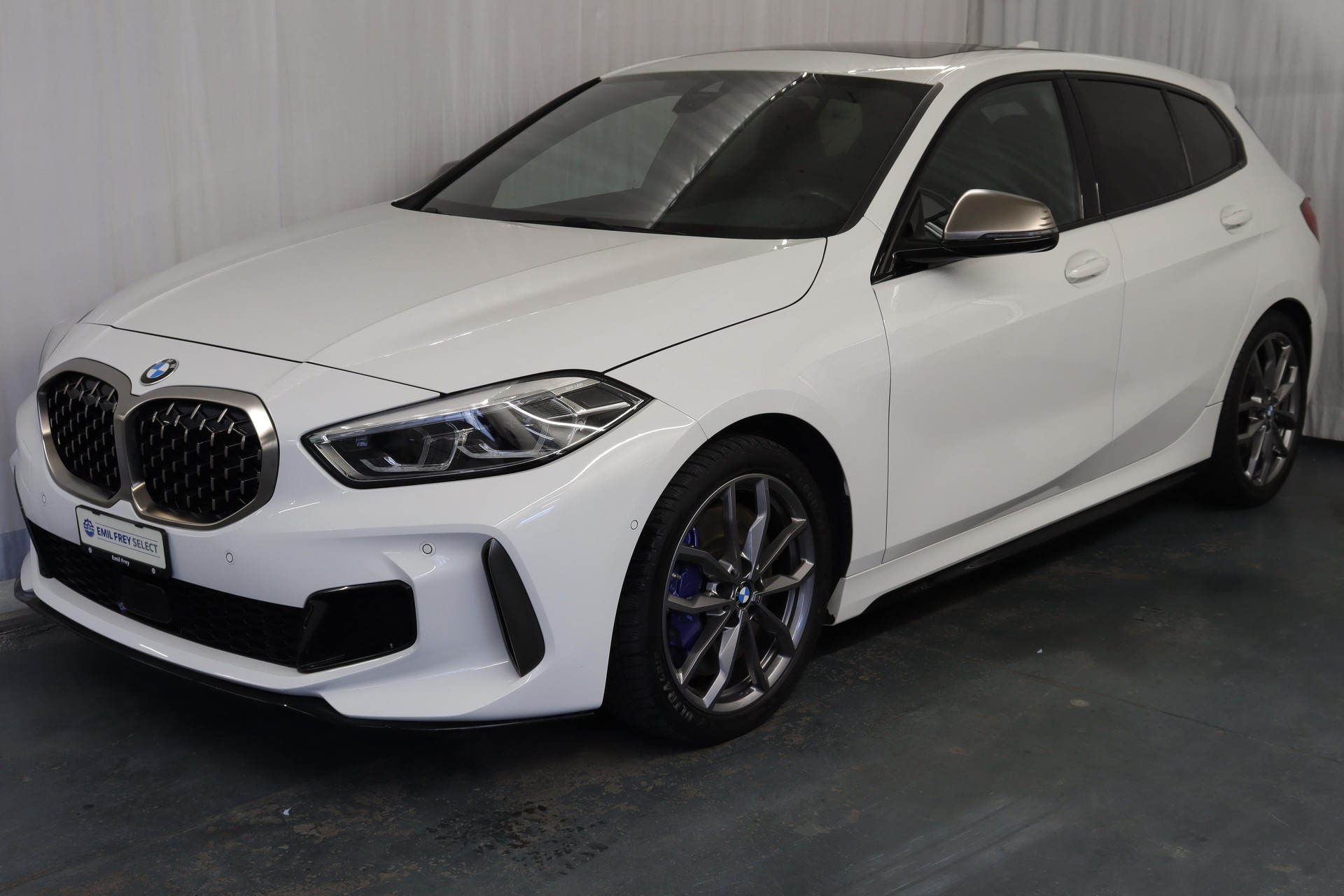 BMW 1er Reihe F40 M135i xDrive-image-0