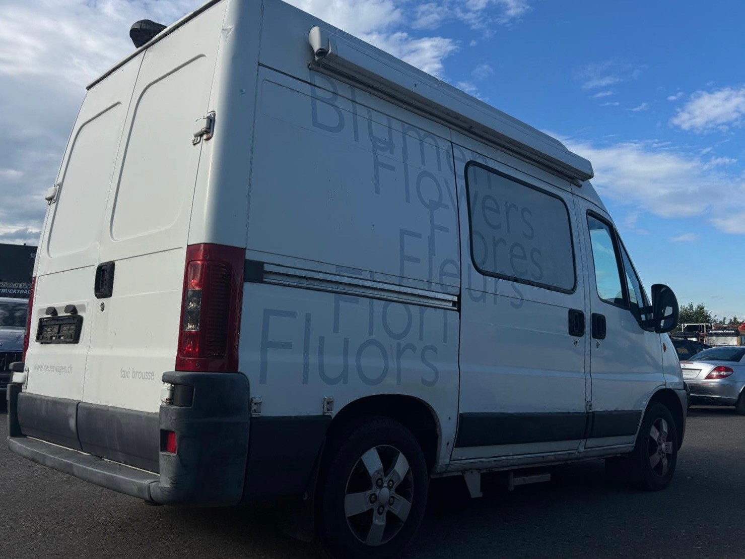 PEUGEOT Boxer 2.0 330 C (SPE)-image-3
