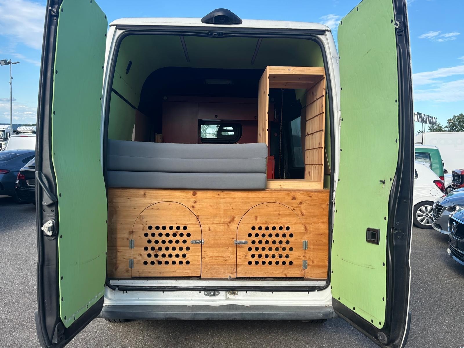 PEUGEOT Boxer 2.0 330 C (SPE)-image-5