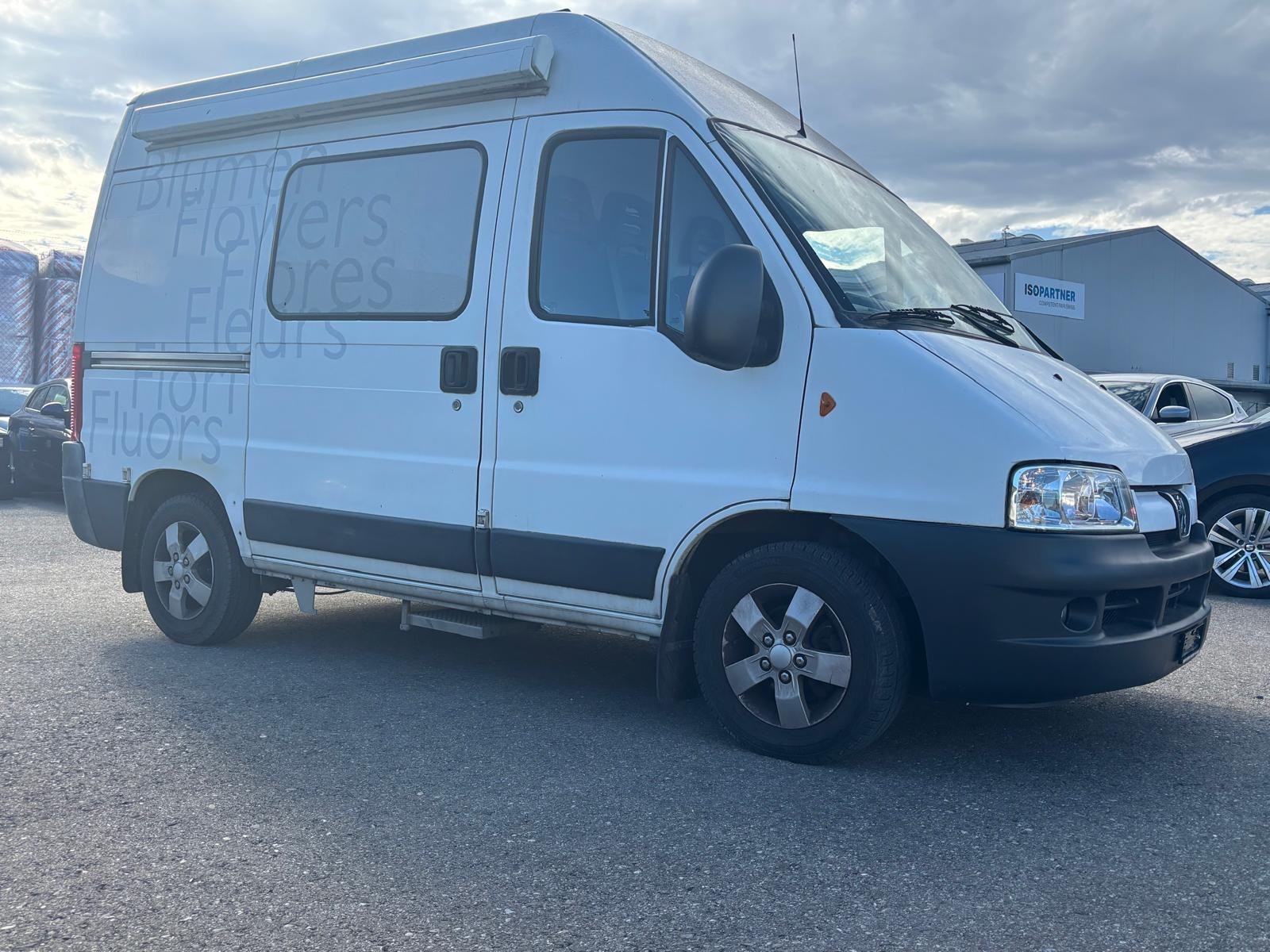 PEUGEOT Boxer 2.0 330 C (SPE)-image-2