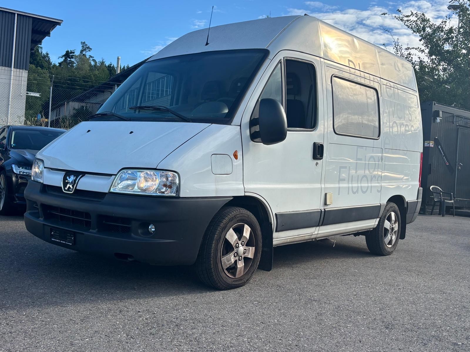 Car photo