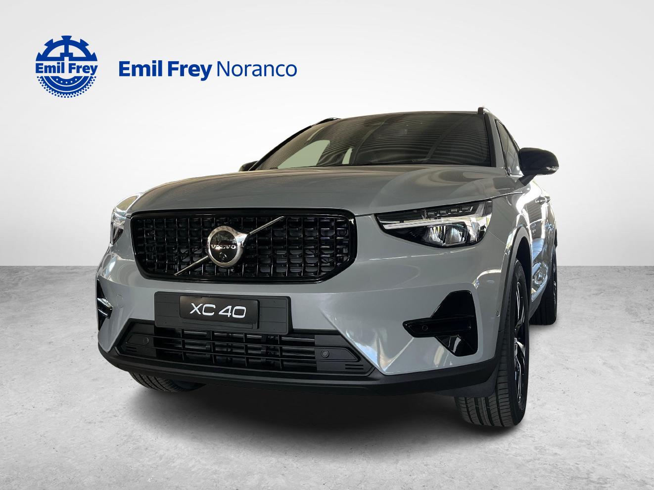 VOLVO XC40 2.0 B3 MH Plus Dark-image-0