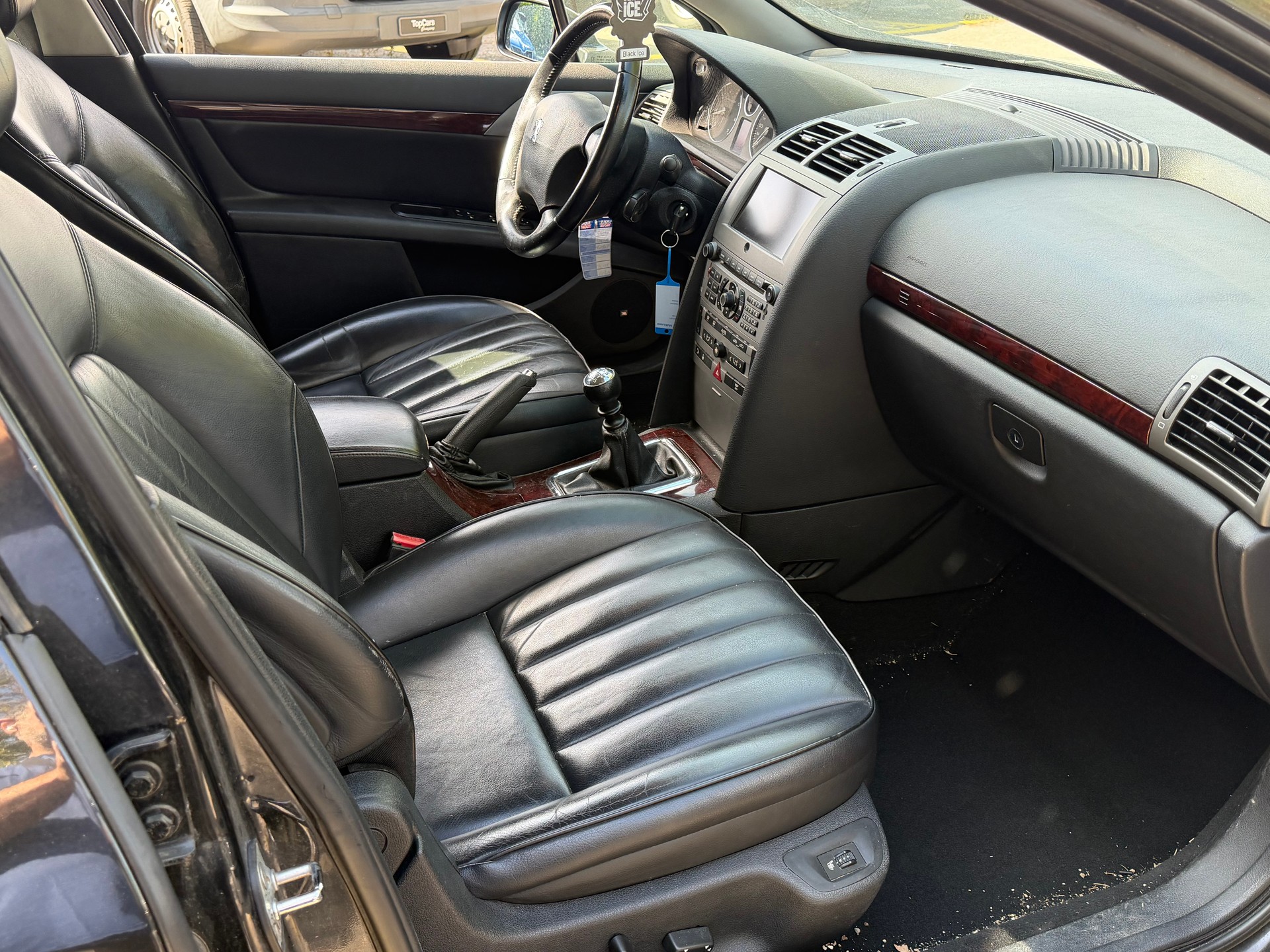PEUGEOT 407 SW 2.2 SV Executive-image-6
