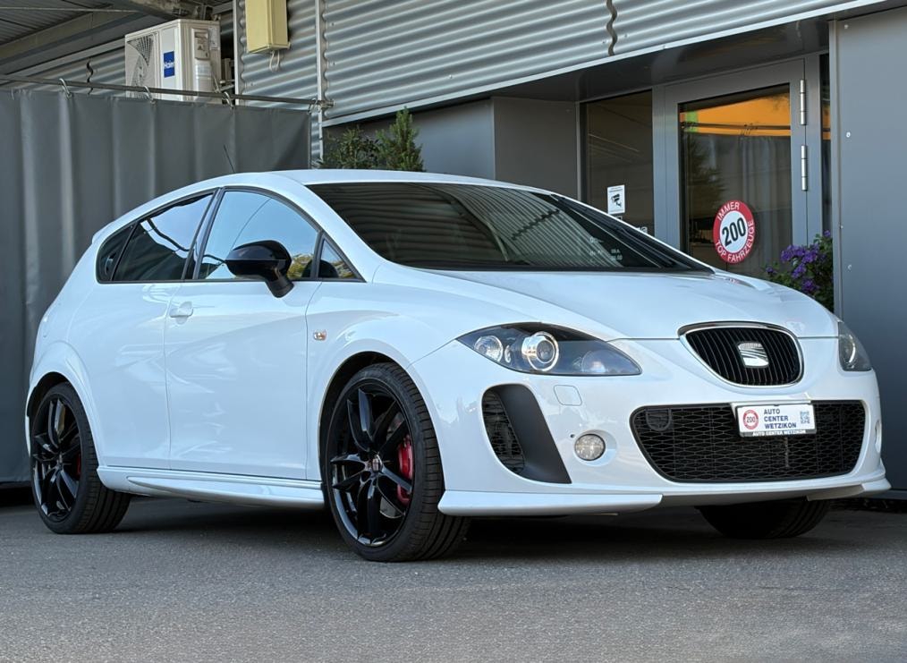SEAT Leon 2.0 TSI Cupra R-image-1