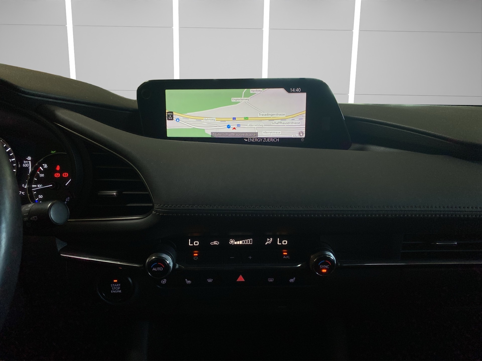 MAZDA 3 Hatchback 2.0 Ambition Pack Automat / 8- Fach Bereifung Alu-image-12