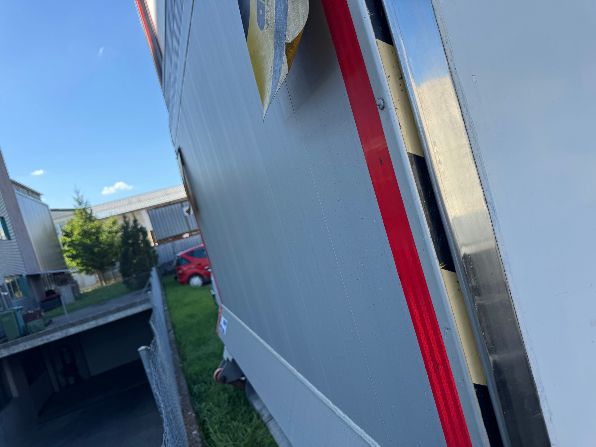 IVECO 75 E 21-image-15