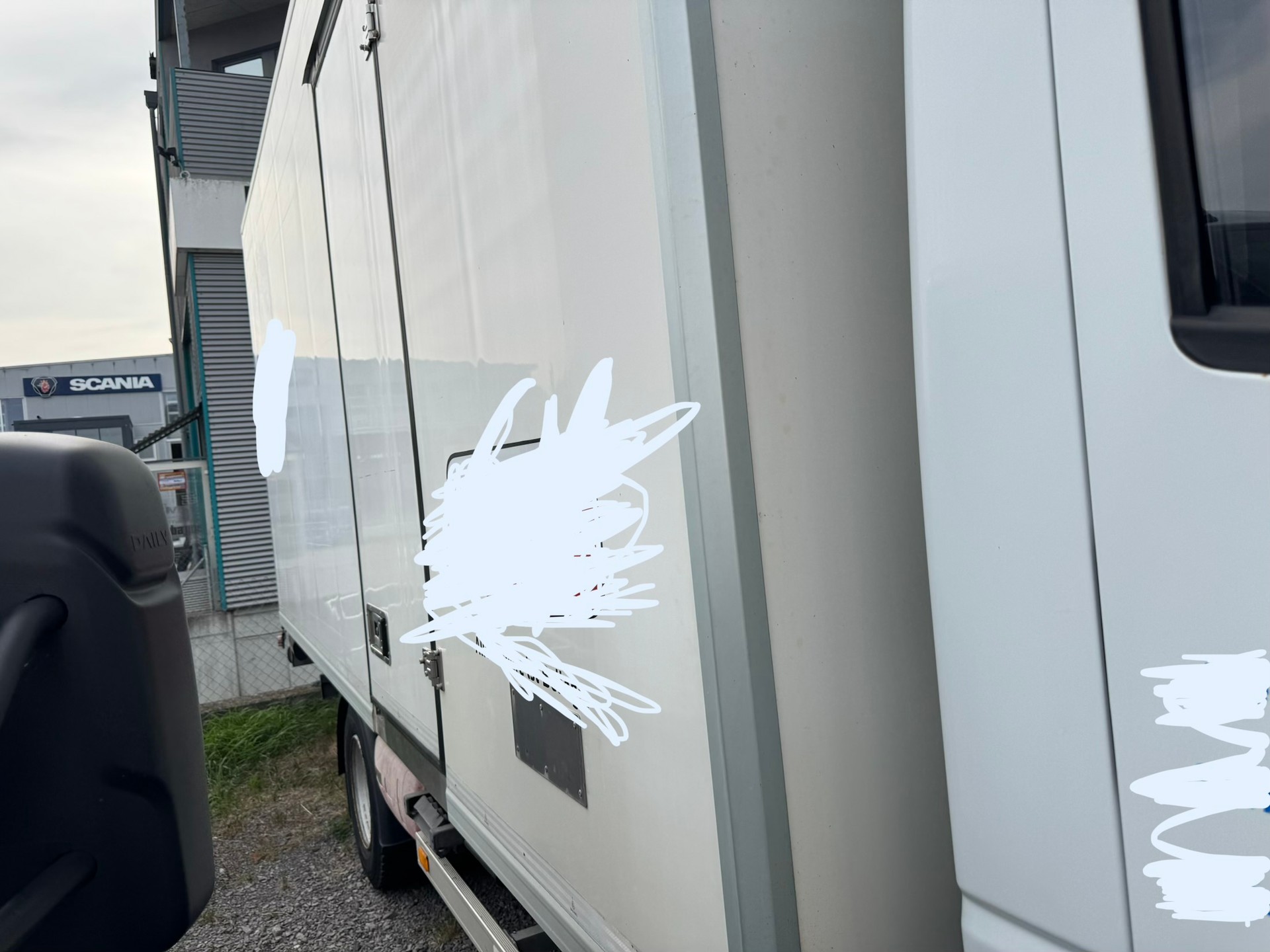 IVECO 75 E 21-image-2