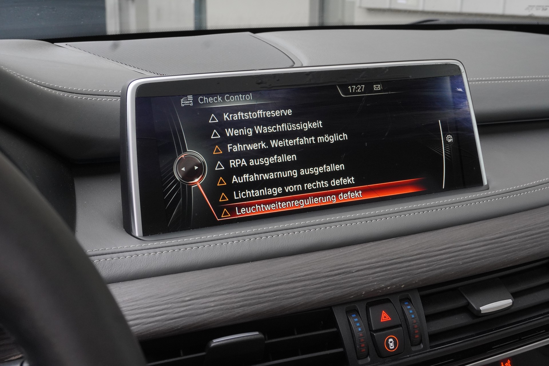 BMW X5 xDrive 40d Steptronic-image-9