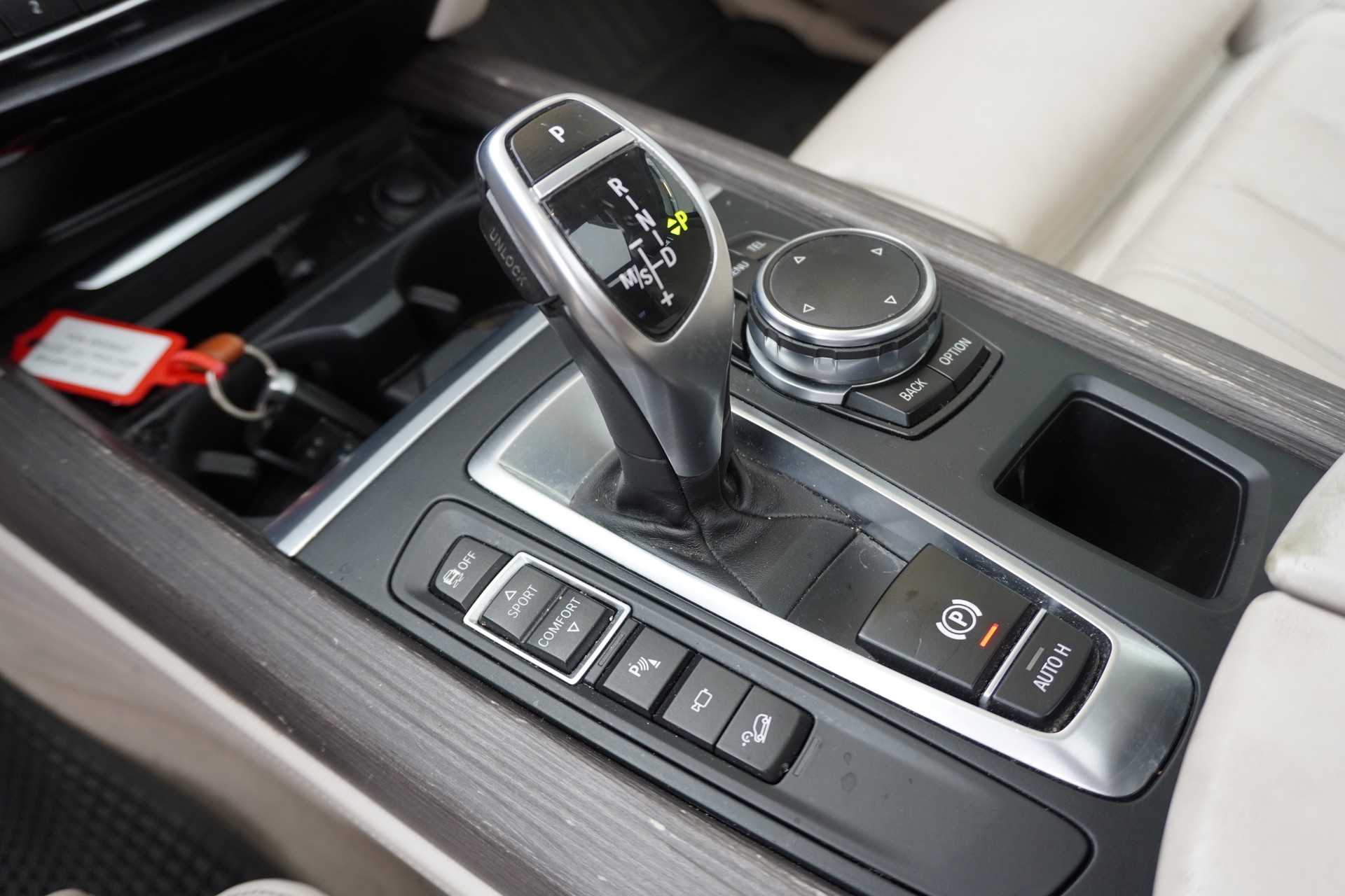 BMW X5 xDrive 40d Steptronic-image-11