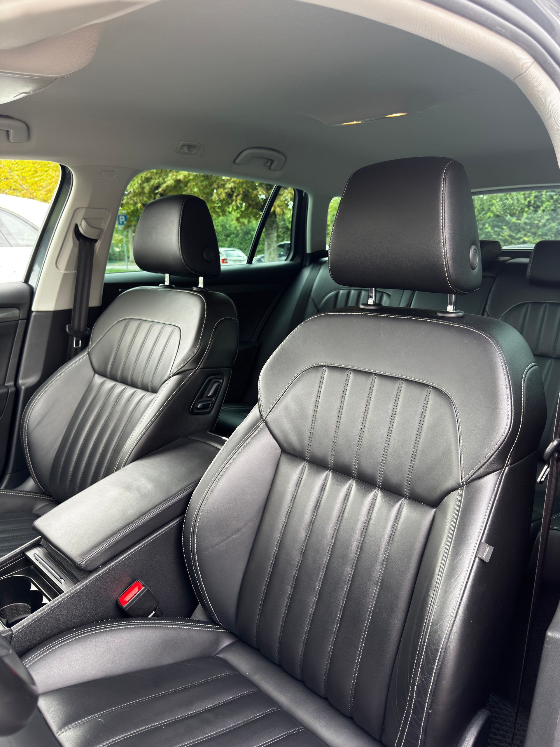 SKODA 2.0 TDI 190 Style 4x4 DSG-image-9