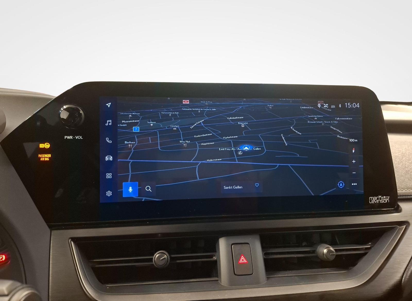 LEXUS UX 300e Excellence-image-12