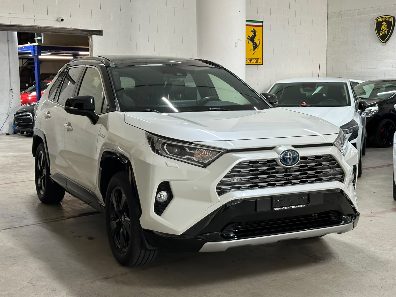 TOYOTA RAV-4 2.5 HSD Premium e-CVT 4WD-image-2