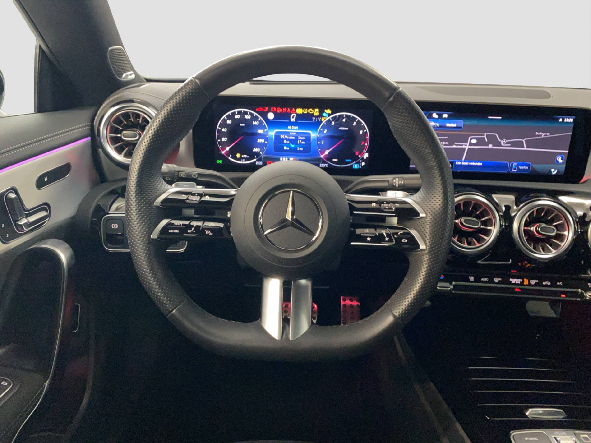 MERCEDES-BENZ CLA 250 4MATIC Shooting Brake-image-8