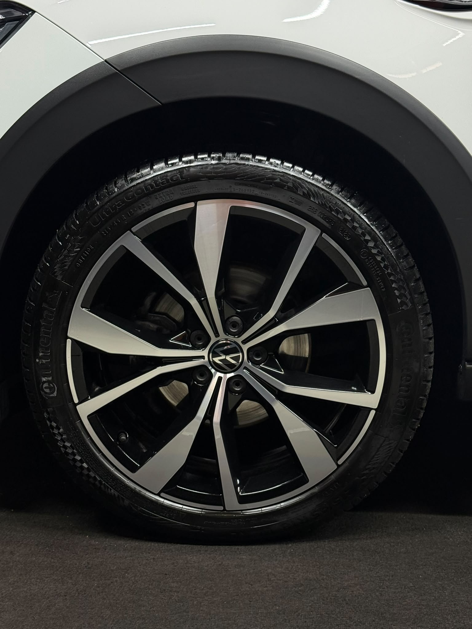 VW Taigo 1.5 TSI R-Line DSG-image-8