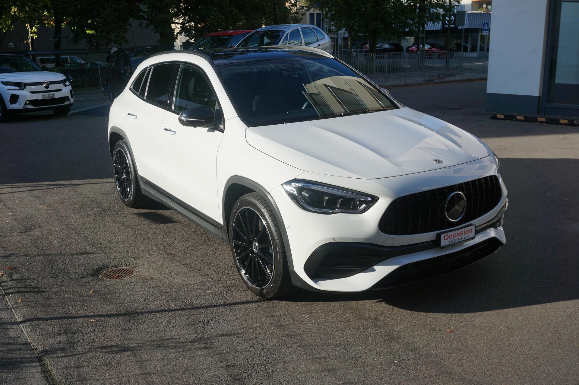 MERCEDES-BENZ GLA-Klasse H247 GLA 250 AMG Line 4matic-image-0