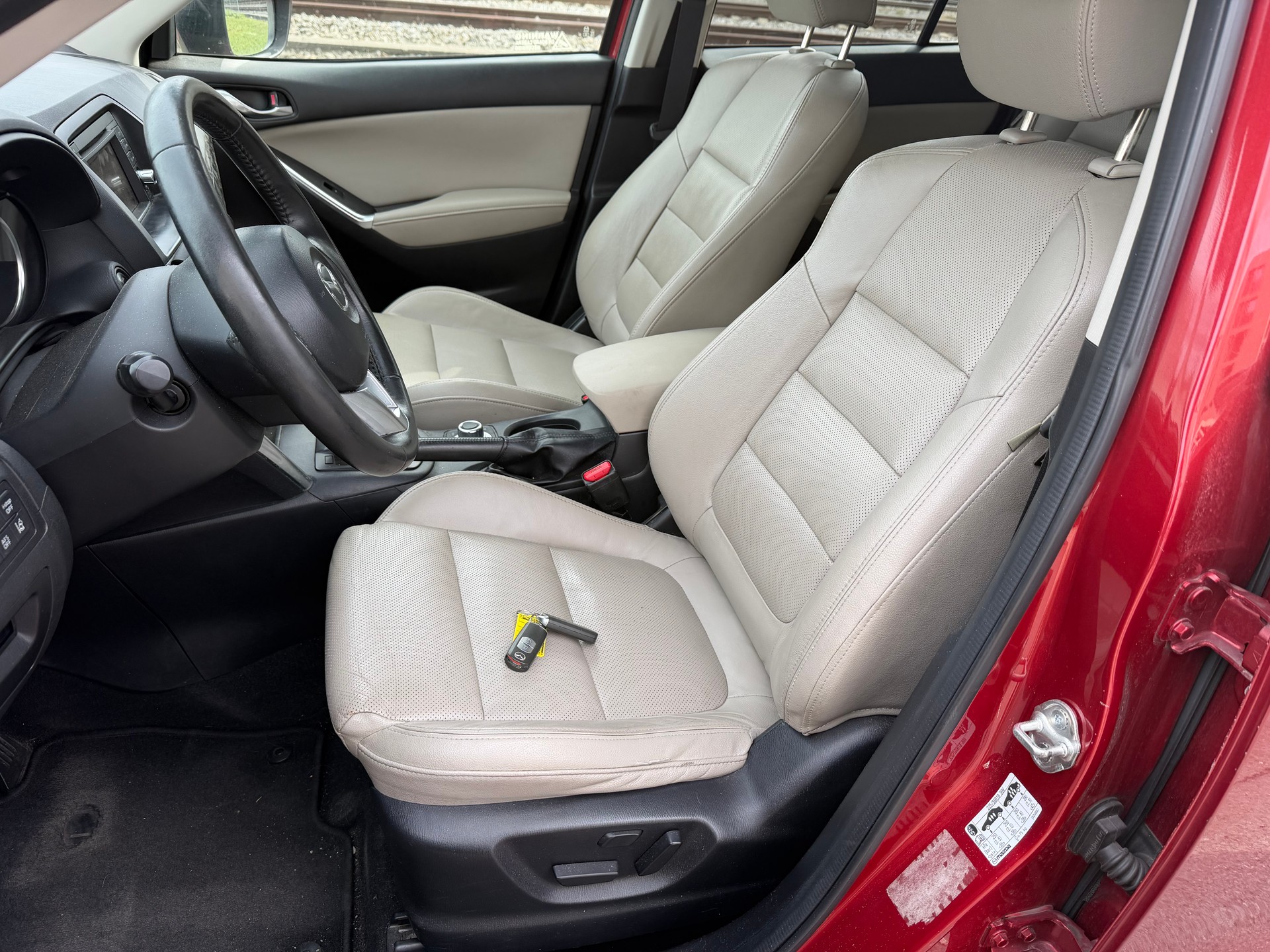 MAZDA CX-5 2.2 D HP Revolution AWD Automatic-image-9