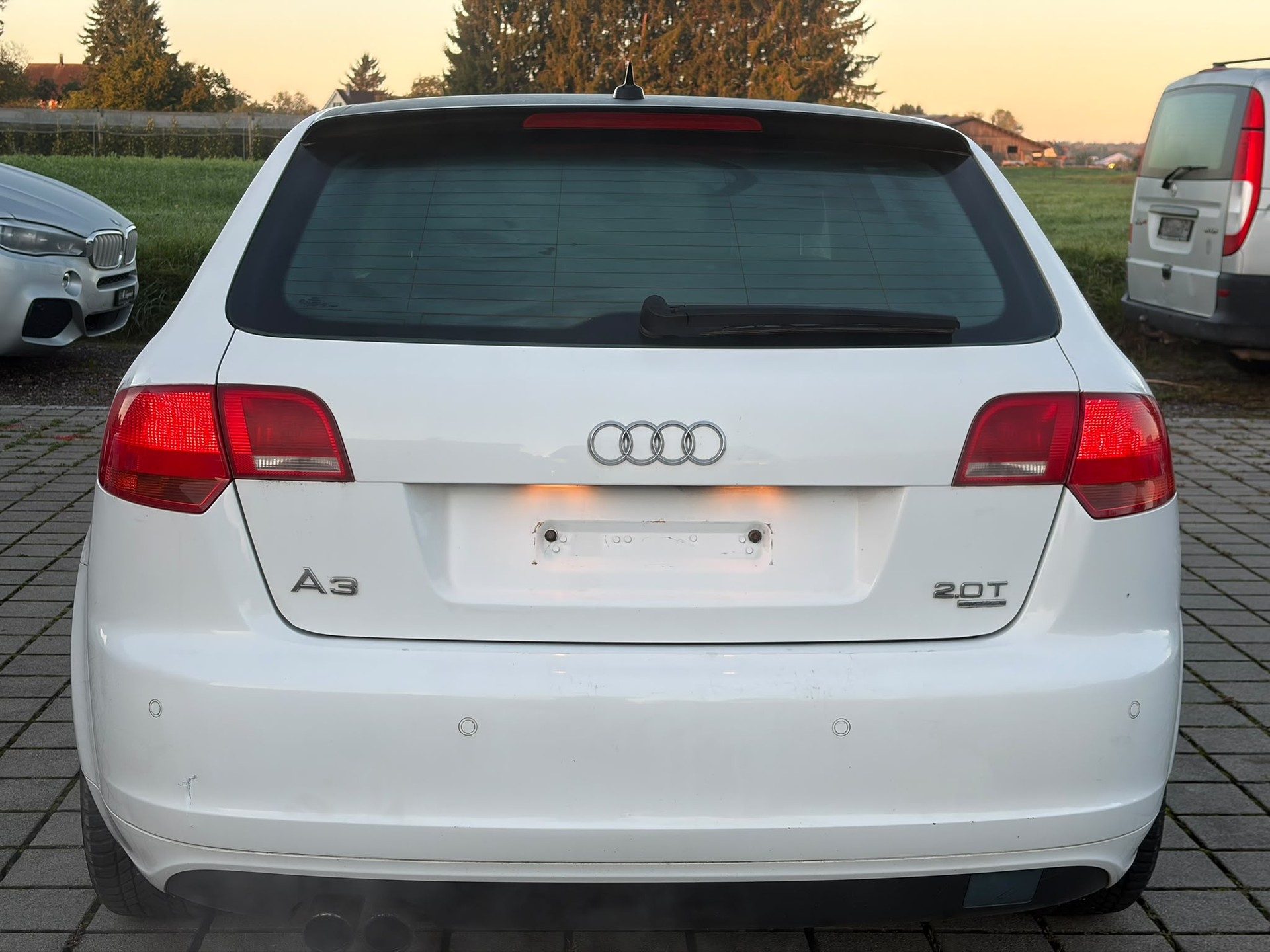 AUDI A3 Sportback 2.0 Turbo FSI Ambition quattro-image-6