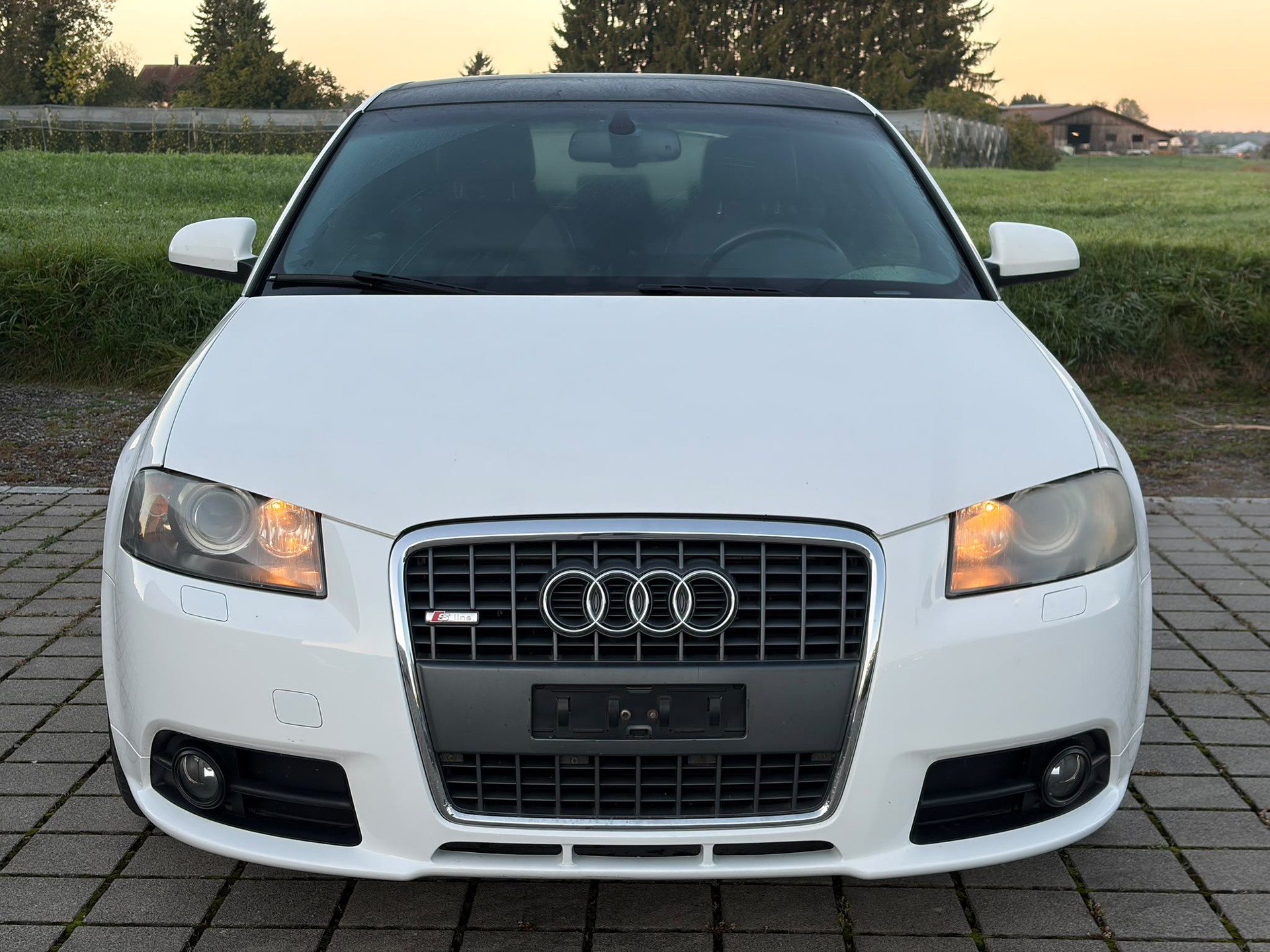 AUDI A3 Sportback 2.0 Turbo FSI Ambition quattro-image-1