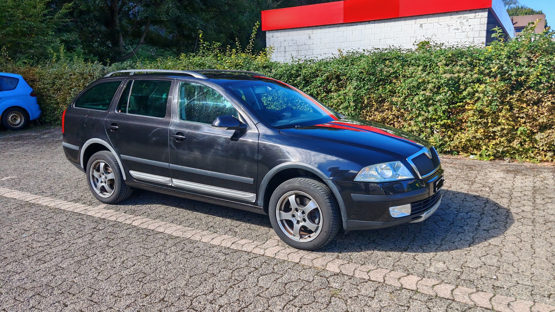 SKODA 2.0 TDI 140 DPF Swiss Ad. 4x4-image-0