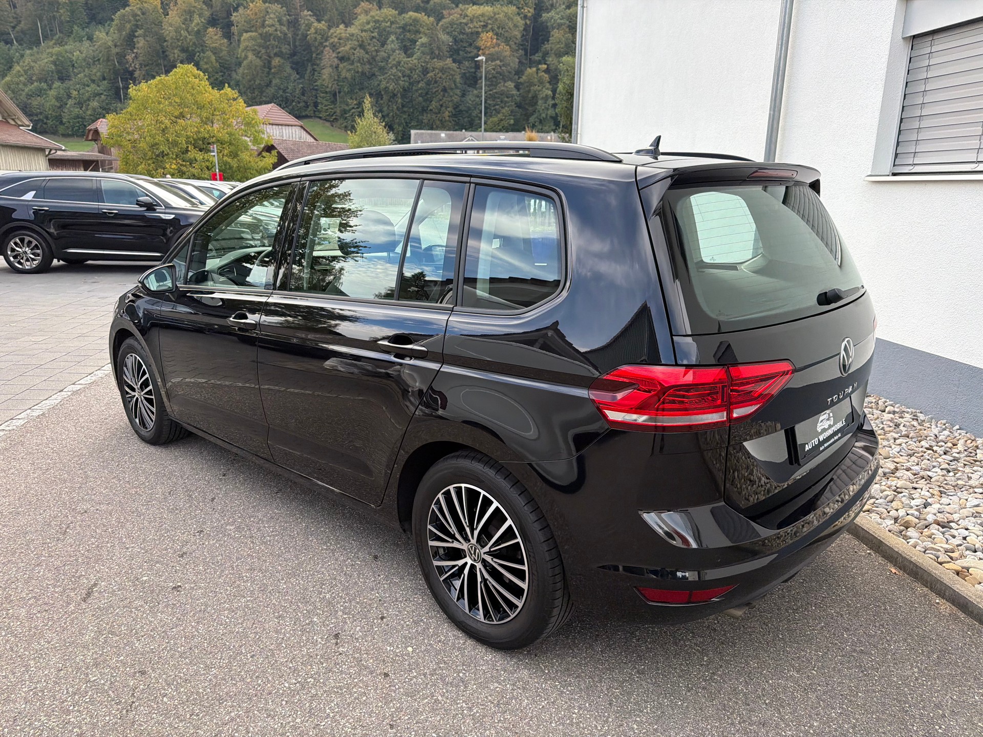 VW Touran 2.0 TDI BlueMotion Technology Comfortline DSG-image-13