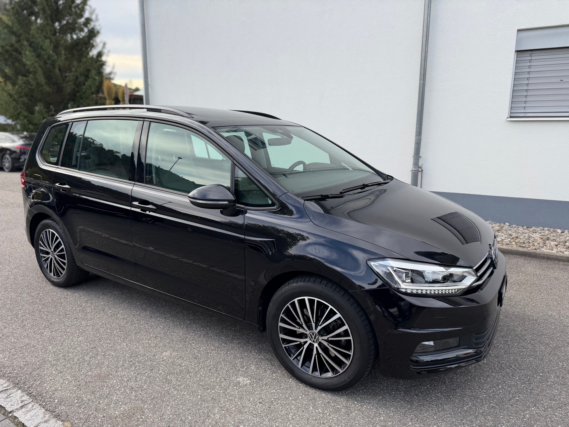 VW Touran 2.0 TDI BlueMotion Technology Comfortline DSG-image-2