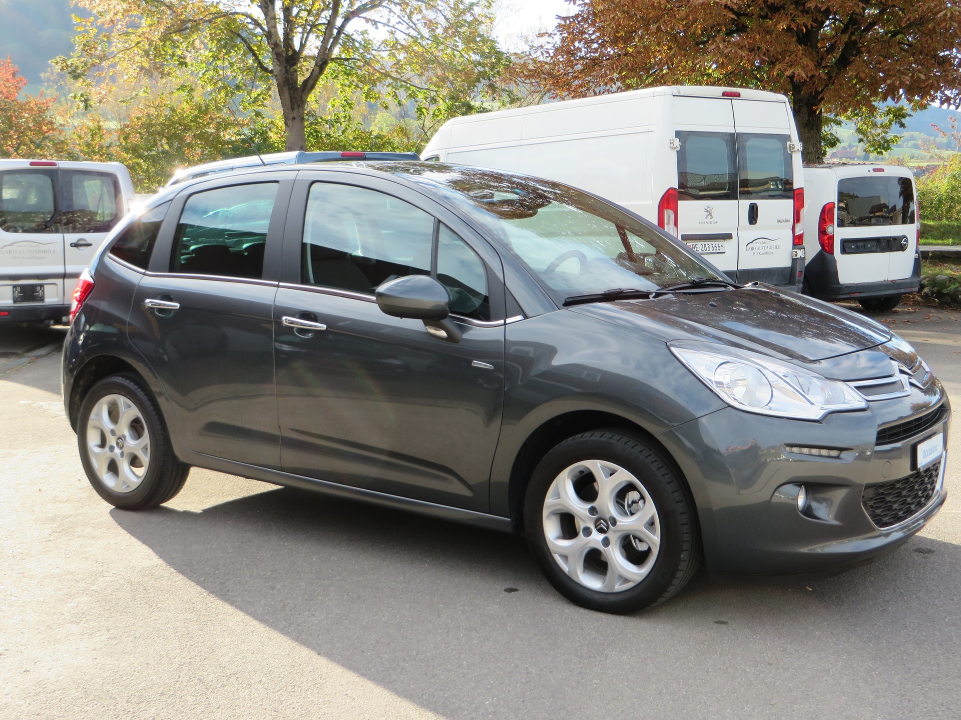 CITROEN C3 1.2i PureTech Exclusive-image-5