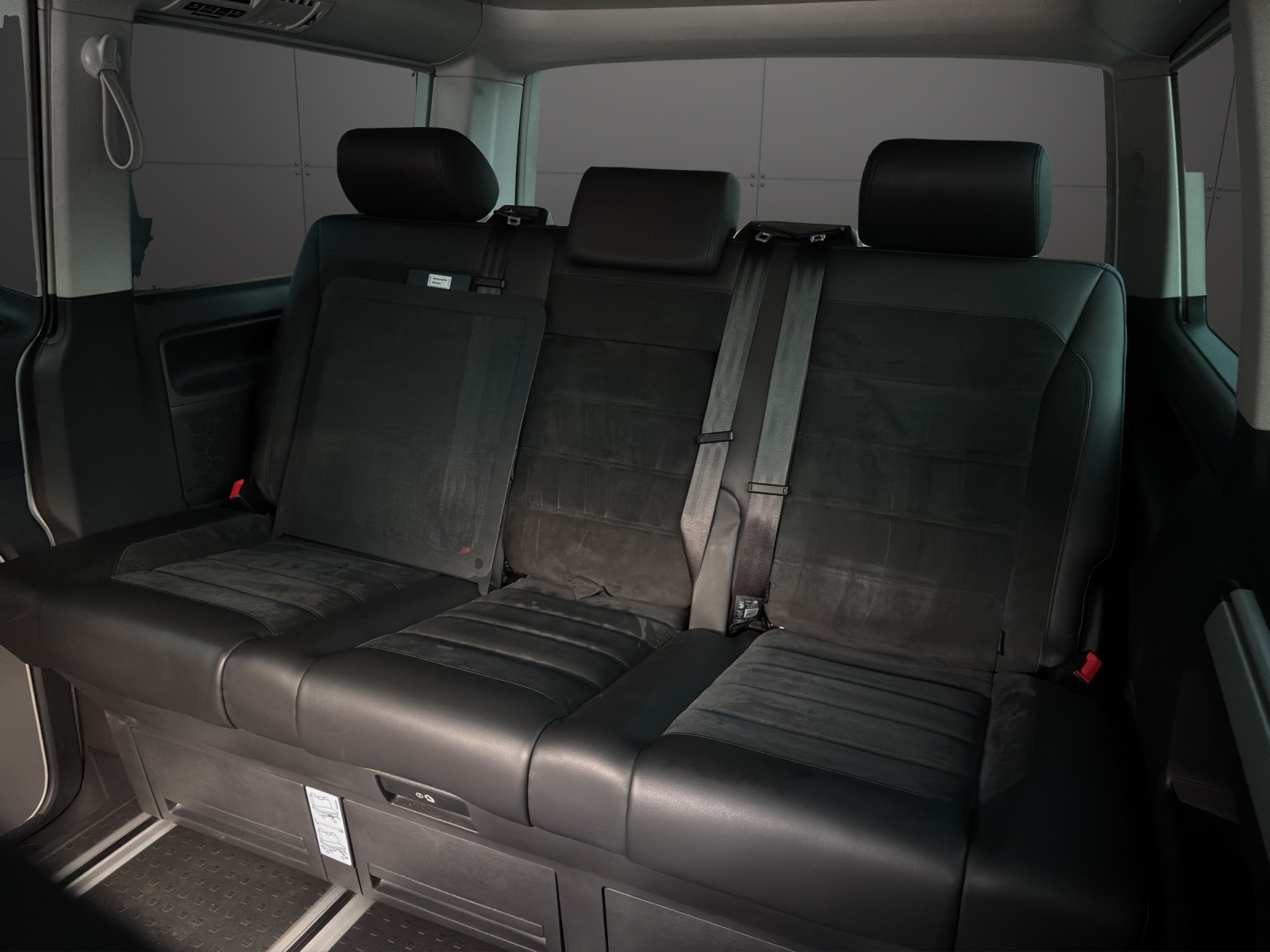VW T6 California 2.0 TDI Beach Liberty 4Motion DSG-image-12