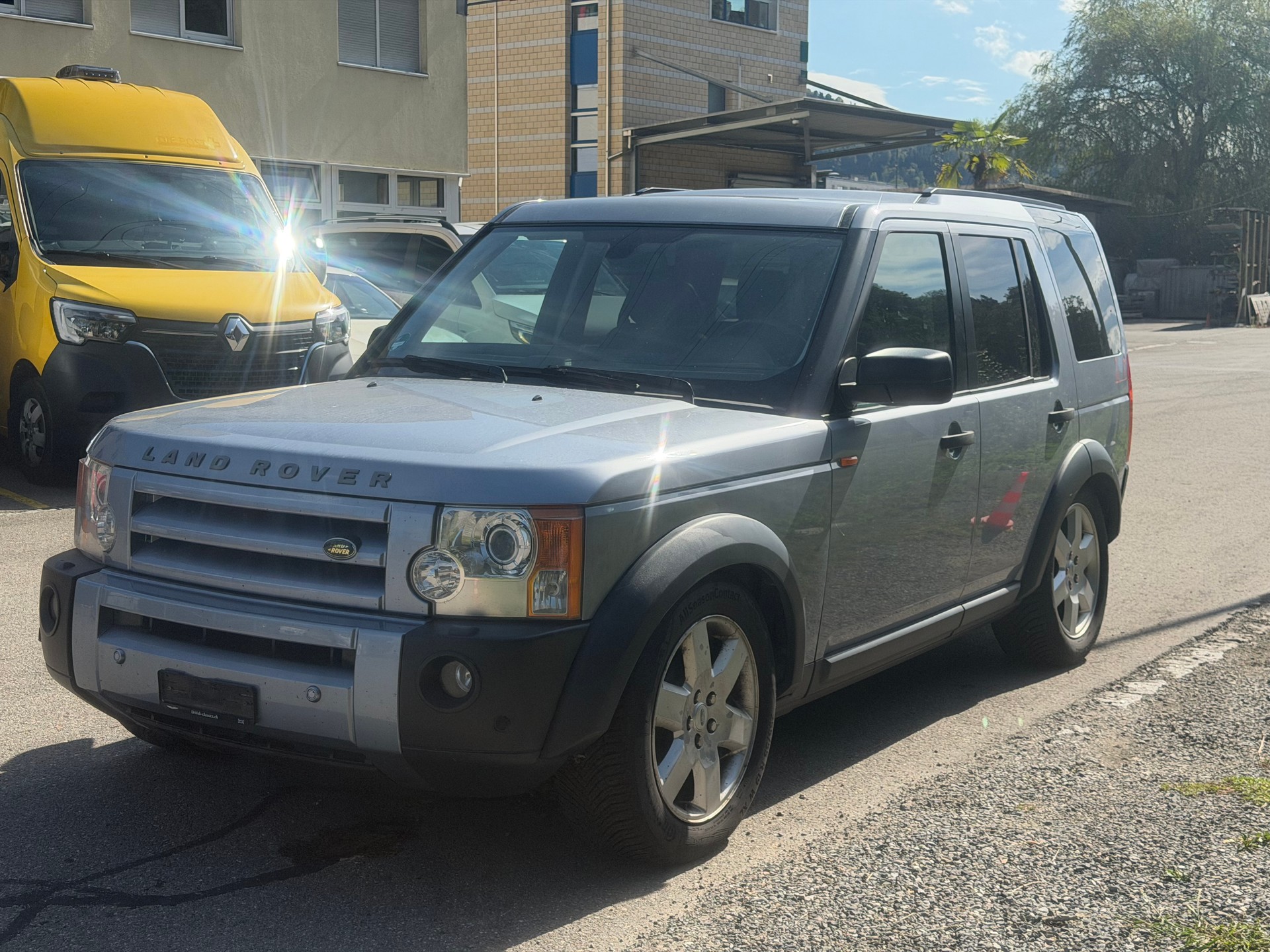 LAND ROVER Discovery 2.7d V6 HSE Automatic-image-3