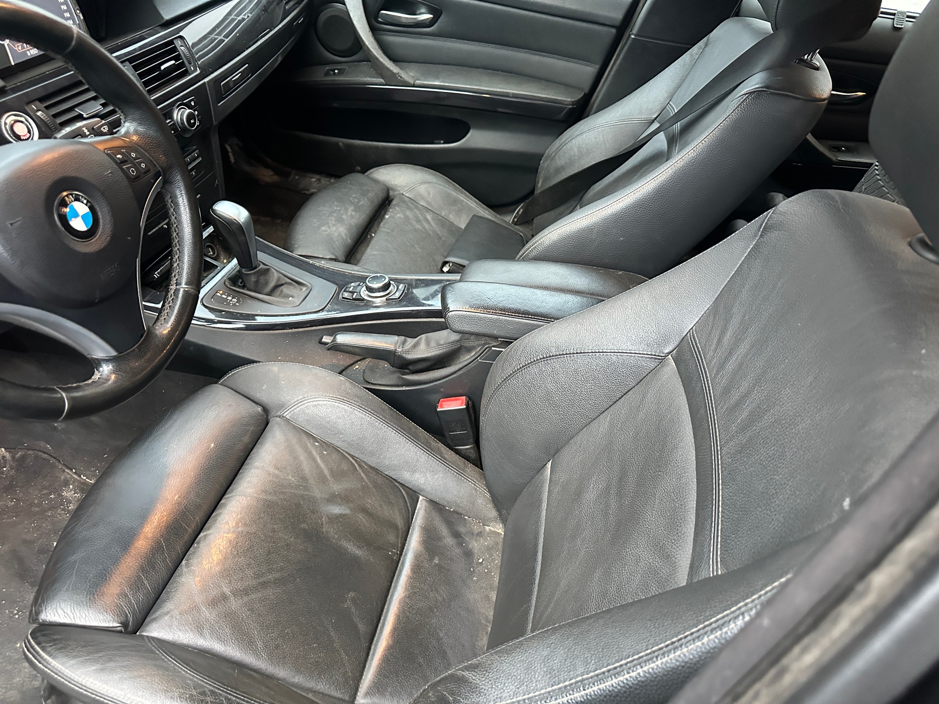 BMW 330d xDrive Touring Steptronic-image-3