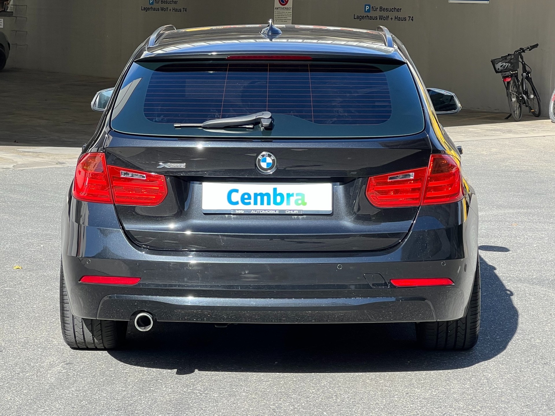 BMW 318d xDrive Touring-image-4