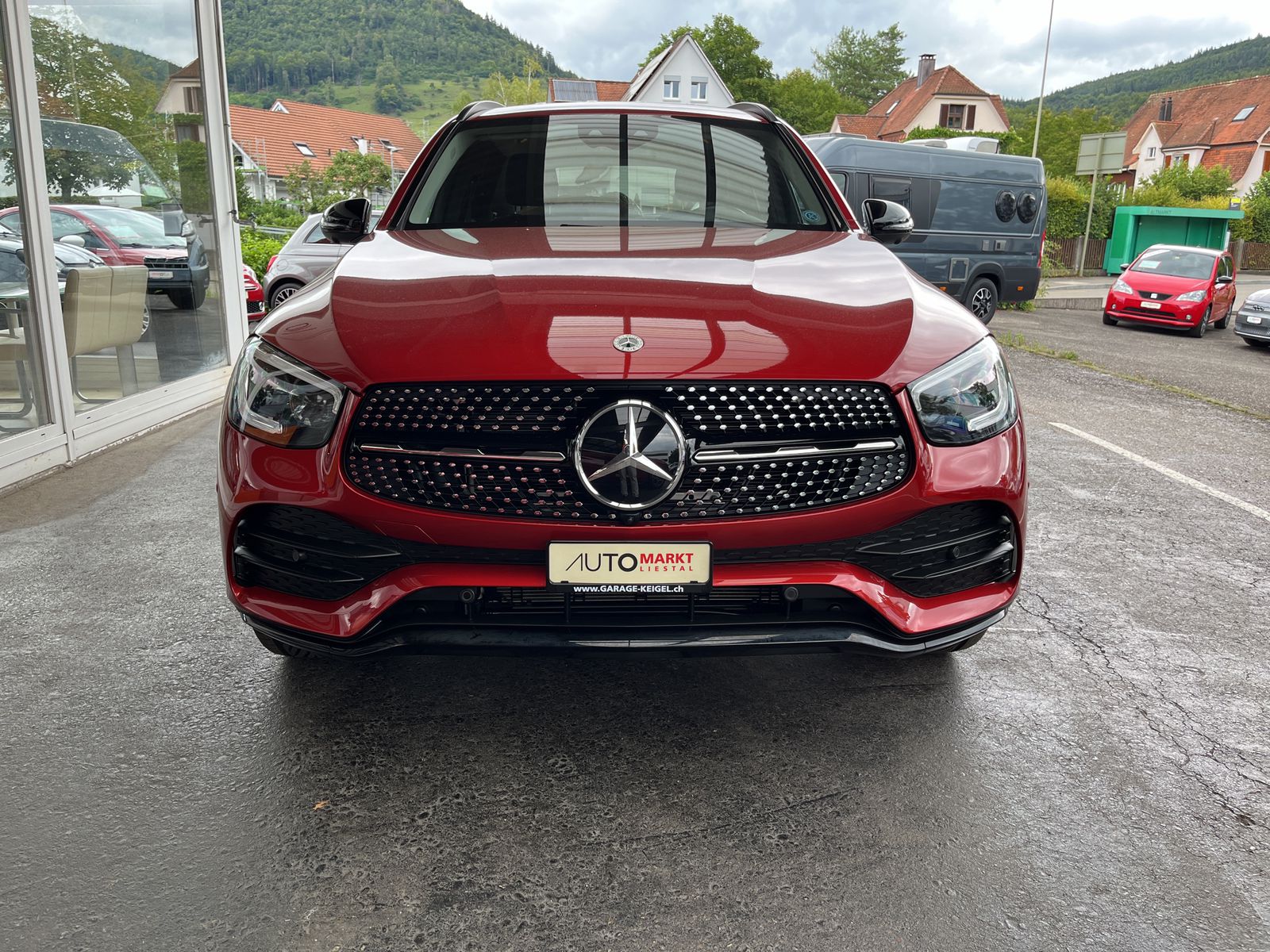 MERCEDES-BENZ GLC 300 de AMG Line 4Matic 9G-Tronic-image-5