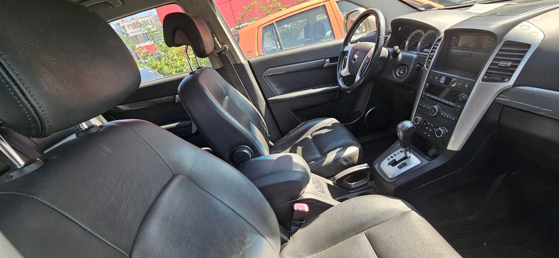 CHEVROLET Captiva 2.0 VCDi LS 4WD-image-13