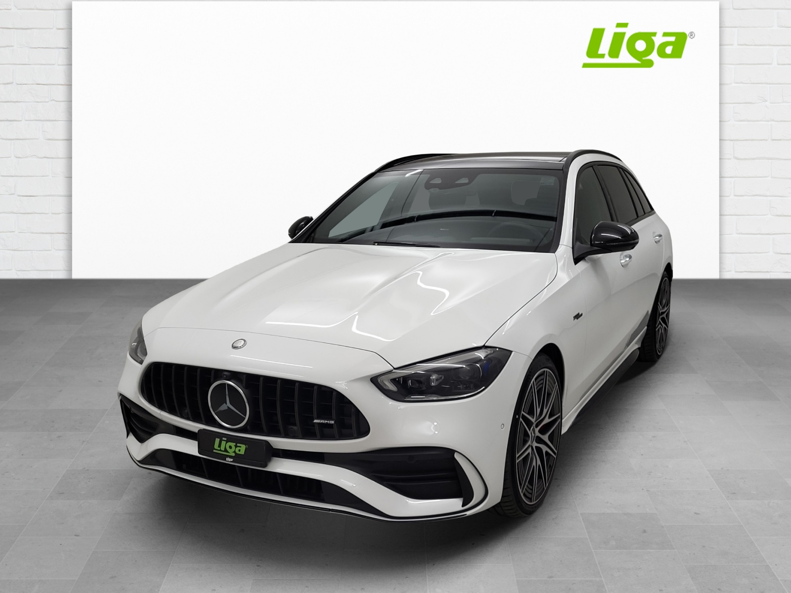 MERCEDES-BENZ AMG C 43 4Matic T-image-1