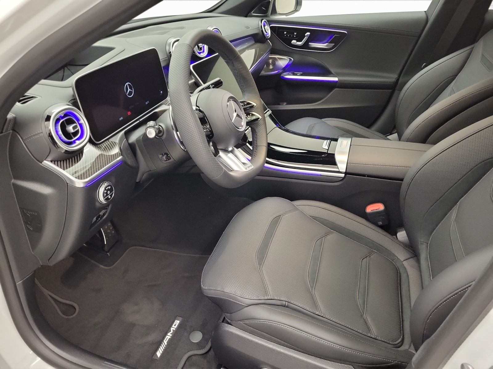 MERCEDES-BENZ AMG C 43 4Matic T-image-6