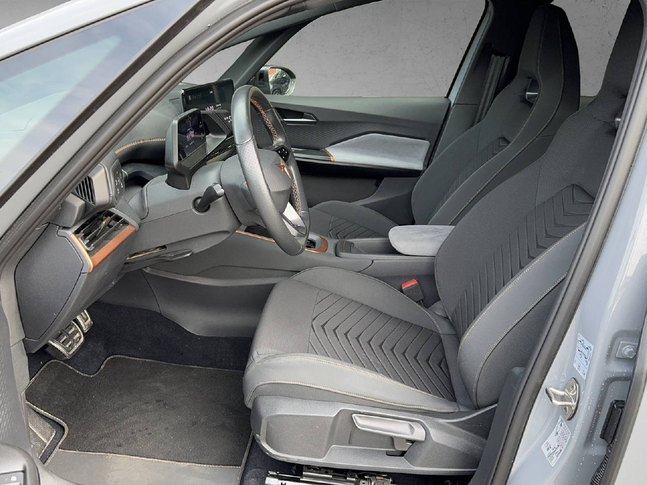 CUPRA Born Electric-image-5