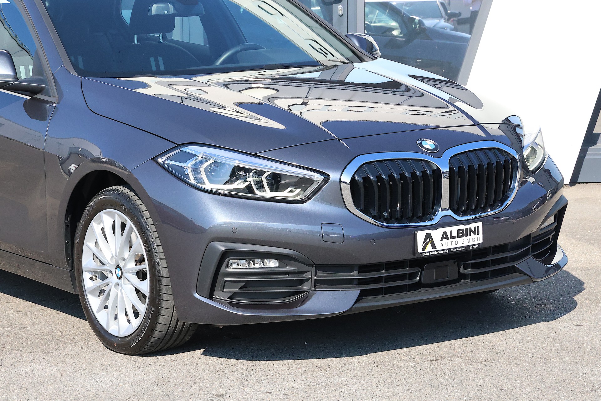 BMW 118i Steptronic *CH-FZ* *Gratis-Service*-image-4