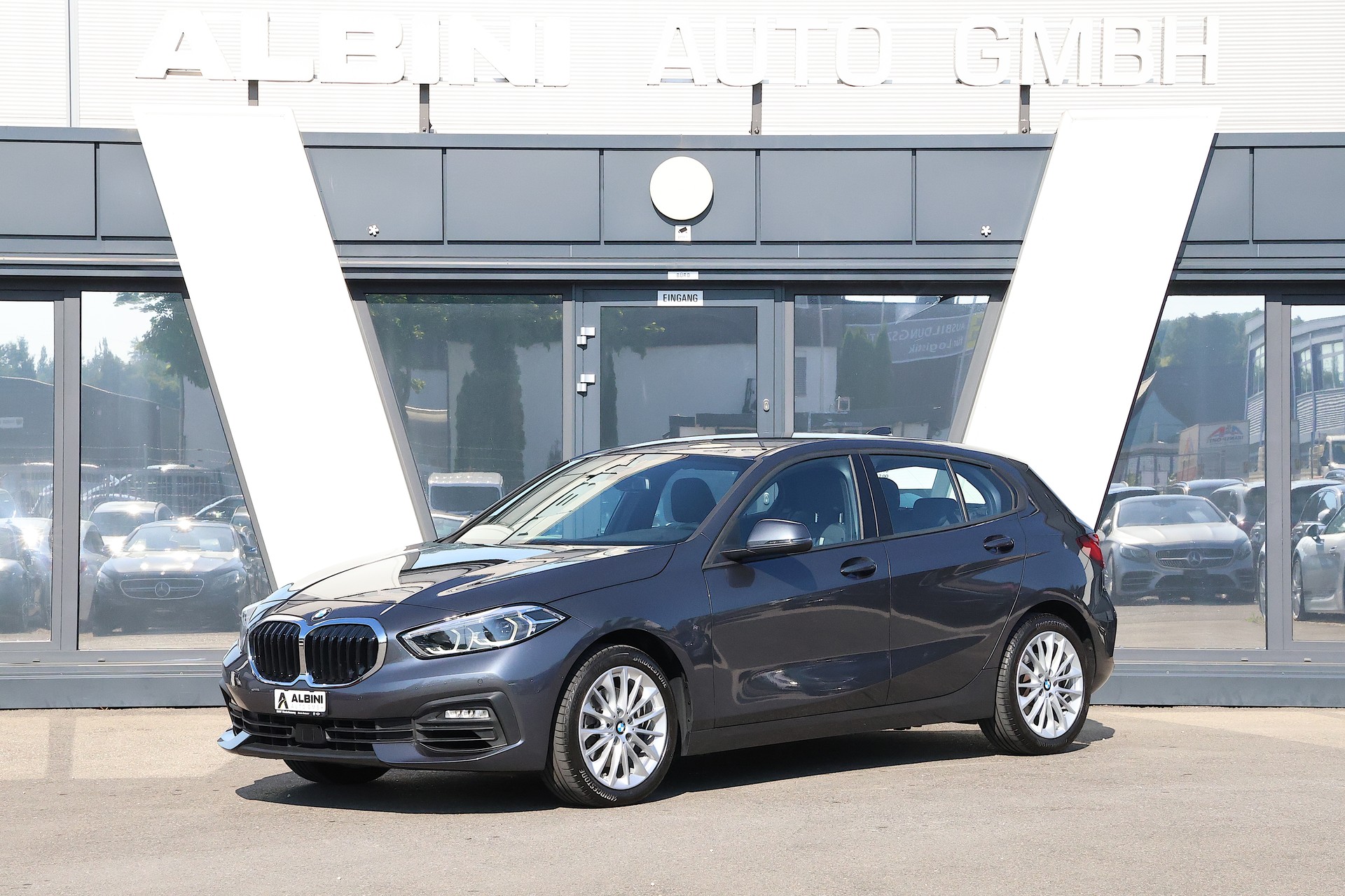 BMW 118i Steptronic *CH-FZ* *Gratis-Service*-image-0
