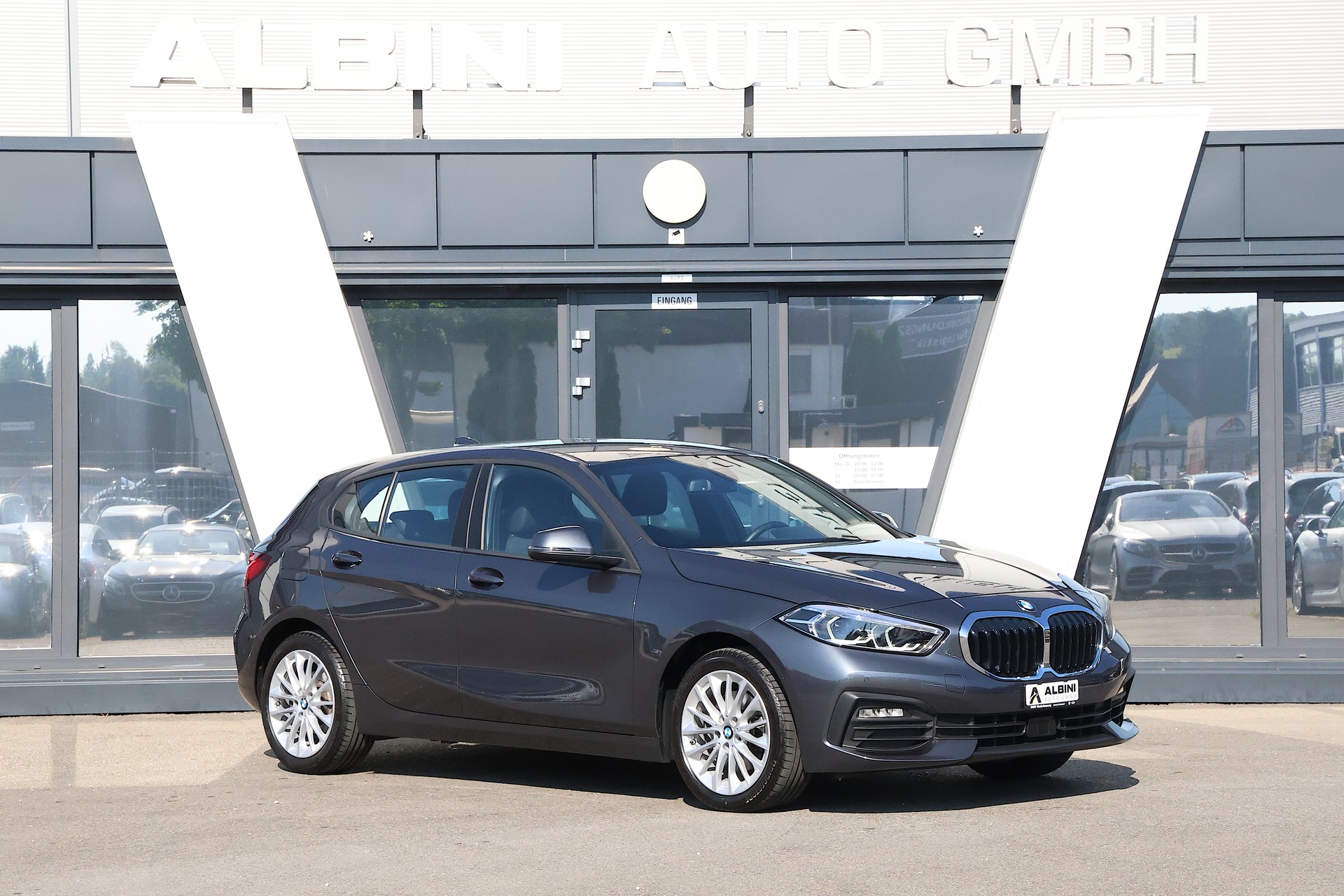 BMW 118i Steptronic *CH-FZ* *Gratis-Service*-image-1