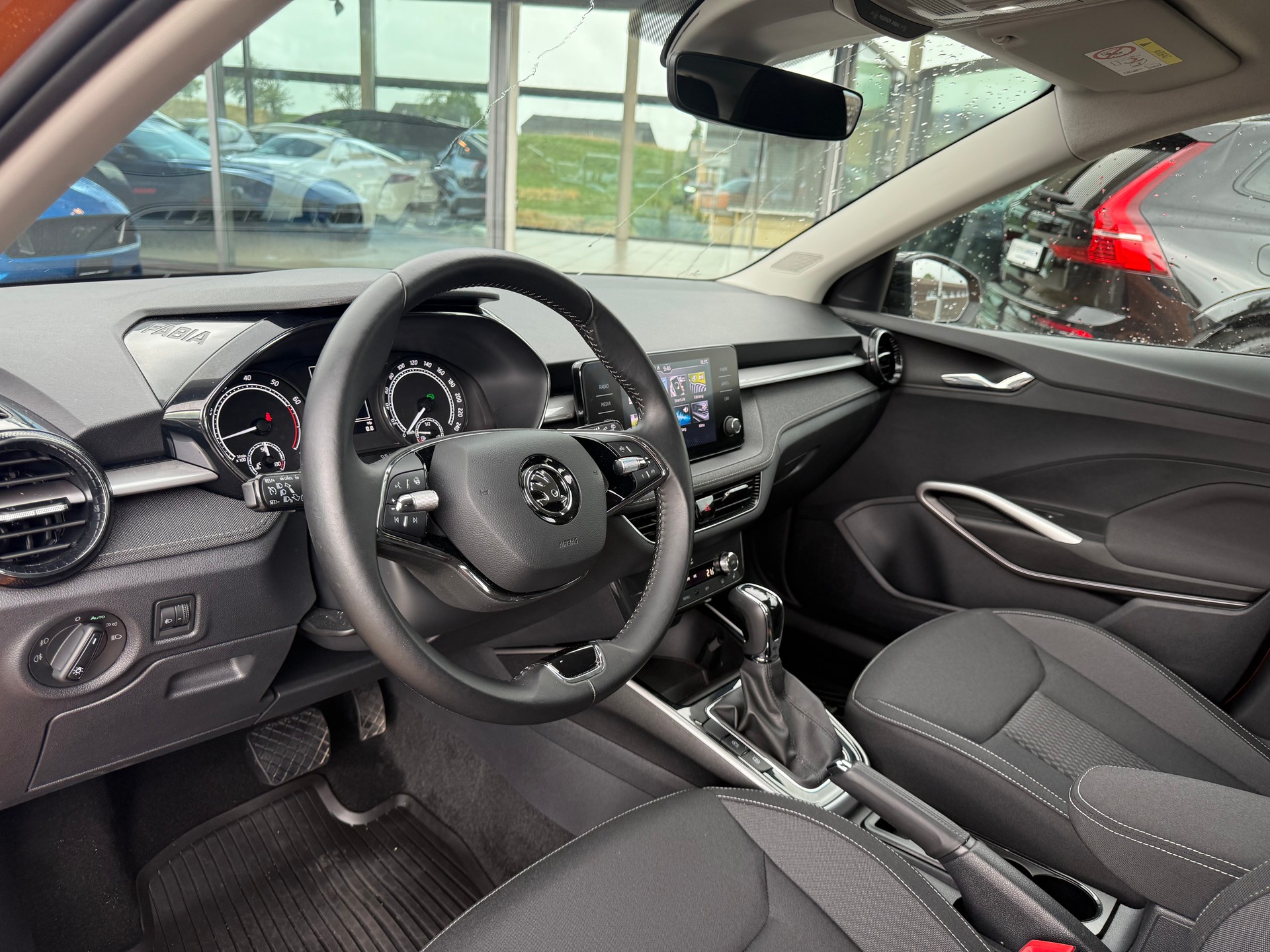 SKODA Fab. 1.0 TSI Style DSG-image-16