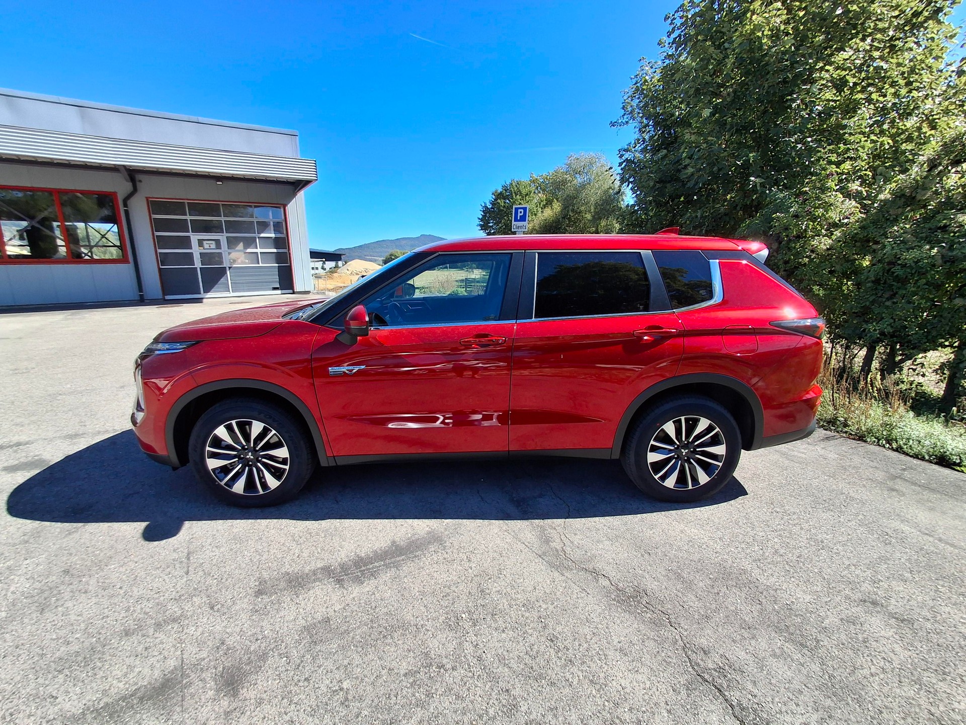 MITSUBISHI OUTLANDER PHEV 2.4 INVITE 4X4-image-3