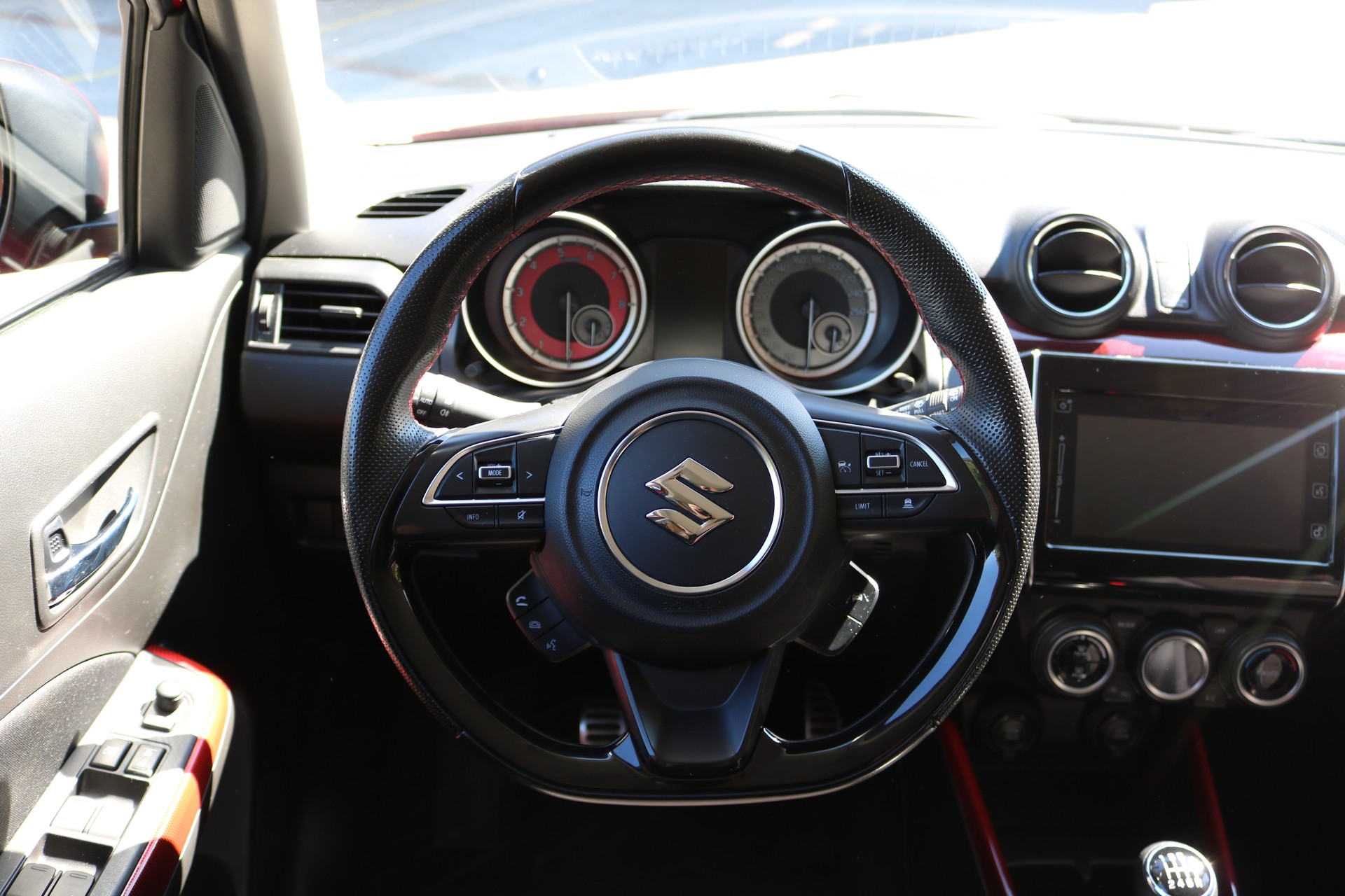 SUZUKI Swift Sport 1.4T Compact Top Hybrid-image-5