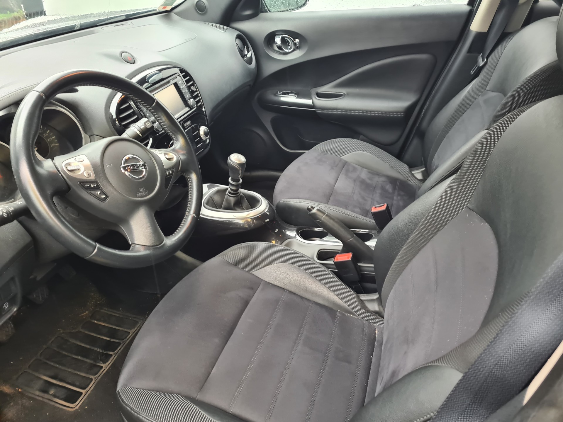 NISSAN Juke 1.2 DIG-T N-Connecta-image-5