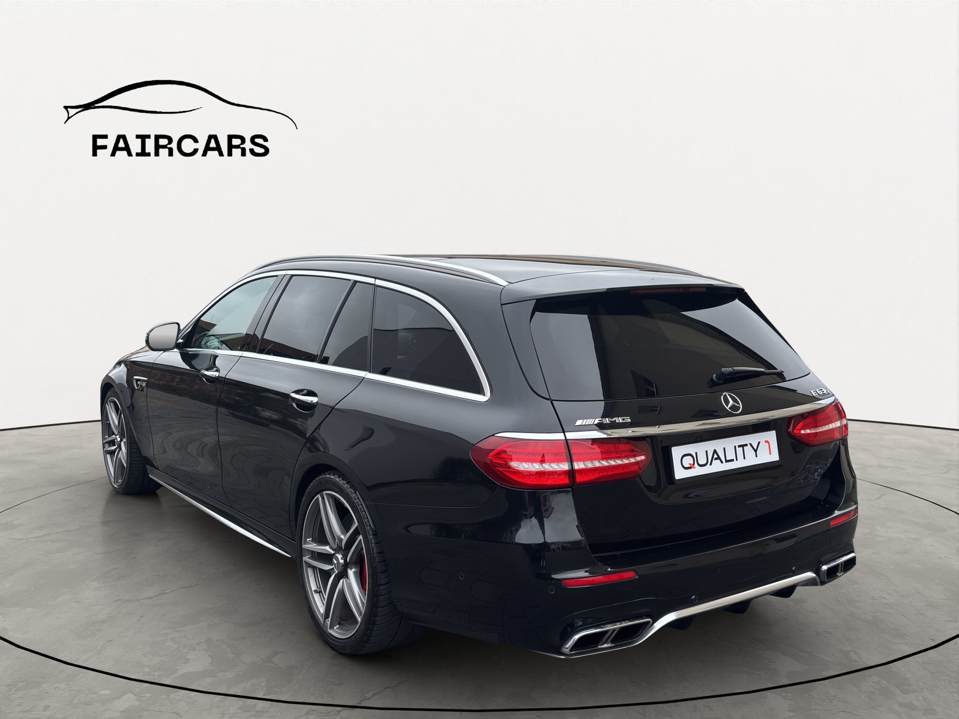 MERCEDES-BENZ E 63 AMG S 4 Matic 9G-Tronic, CH Fahrzeug-showroom-element-3