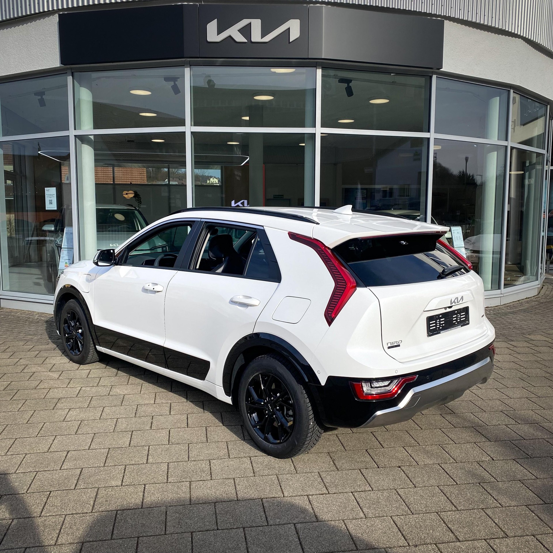 KIA Niro 1.6 GDi Plug-in Hybrid Style-image-1
