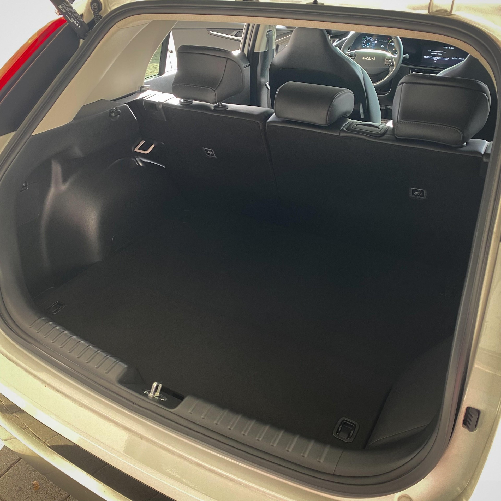 KIA Niro 1.6 GDi Plug-in Hybrid Style-image-11