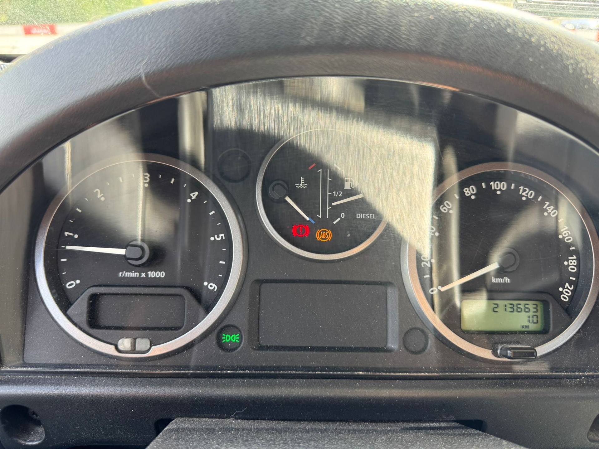 LAND ROVER Defender 110 SW 2.4Tdc-image-5