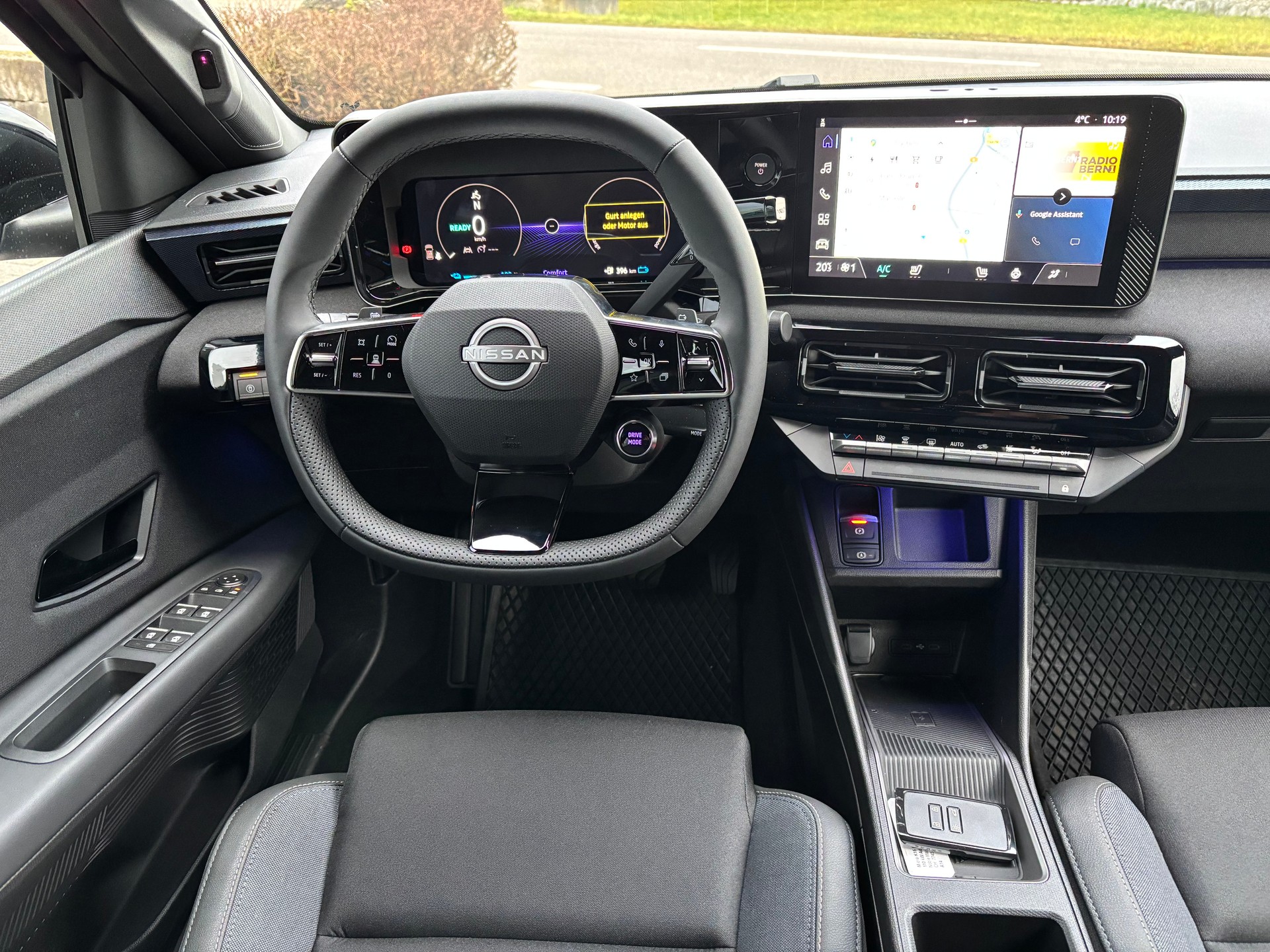 NISSAN Micra 52kWh Advance-image-9
