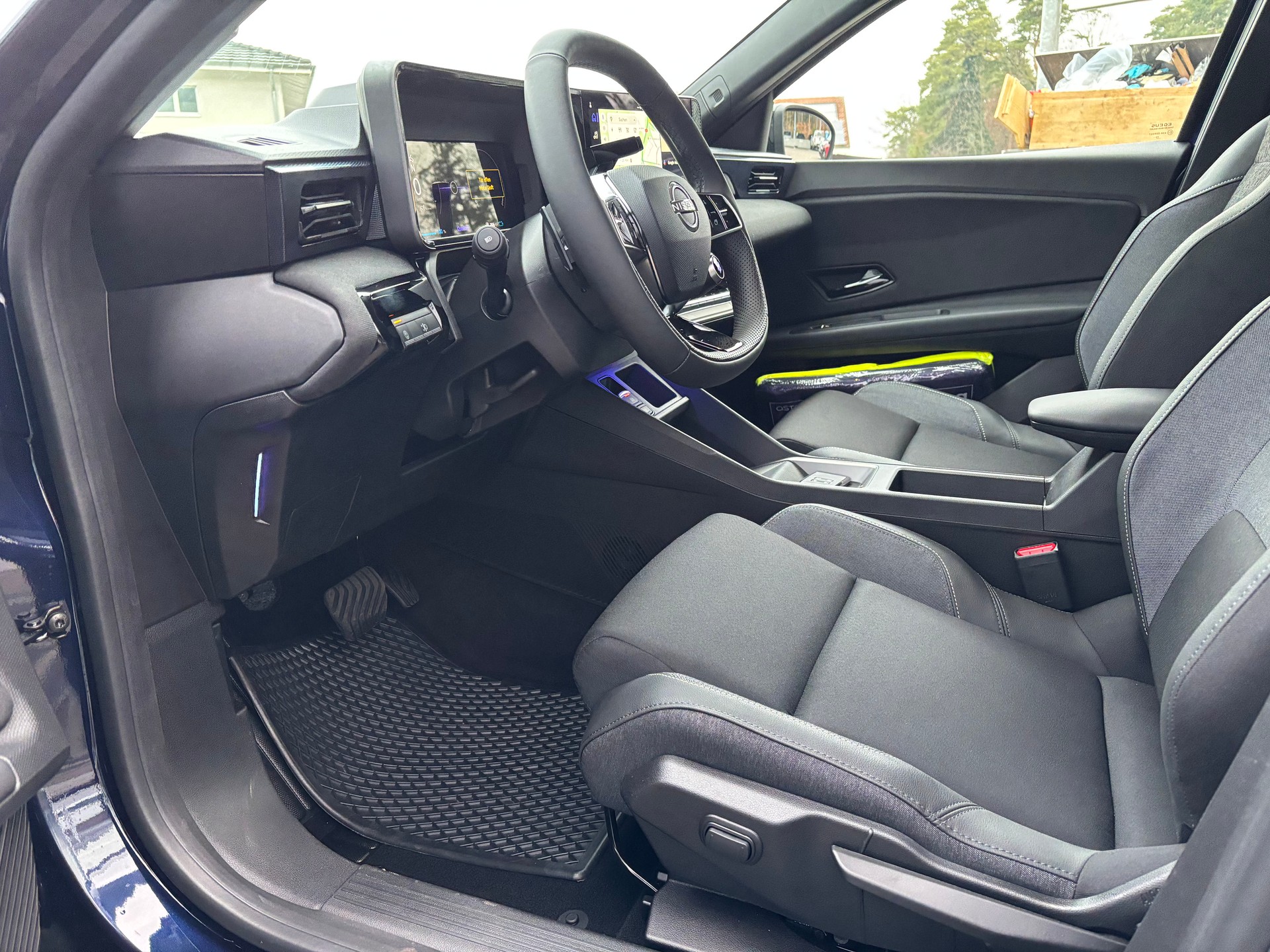 NISSAN Micra 52kWh Advance-image-10