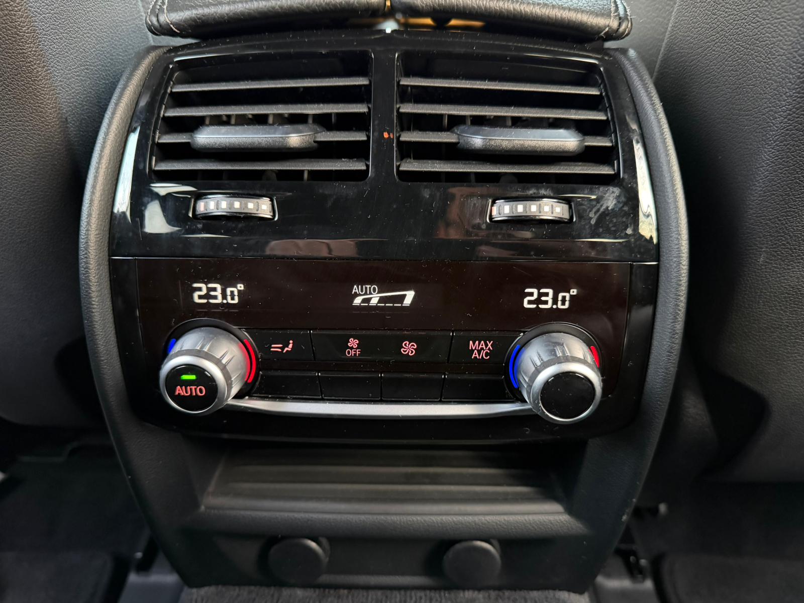 BMW 520d xDrive Touring Luxury Line Steptronic-image-20