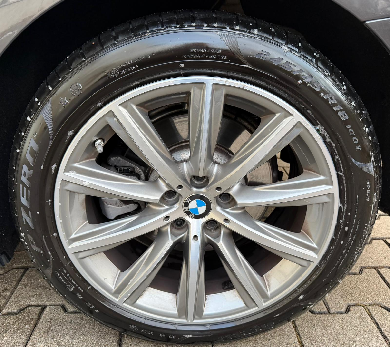 BMW 520d xDrive Touring Luxury Line Steptronic-image-8